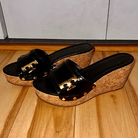 Tory Burch Shoes - TORY BURCH Sandals, Pamela black patent leather Size 7.5